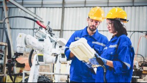 Postulaciones 2026: Estas son las carreras mejor pagadas al primer y cuarto año de egreso