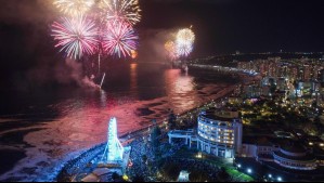Año Nuevo 2026 en Chile: Las comunas que confirmaron fuegos artificiales y shows en vivo
