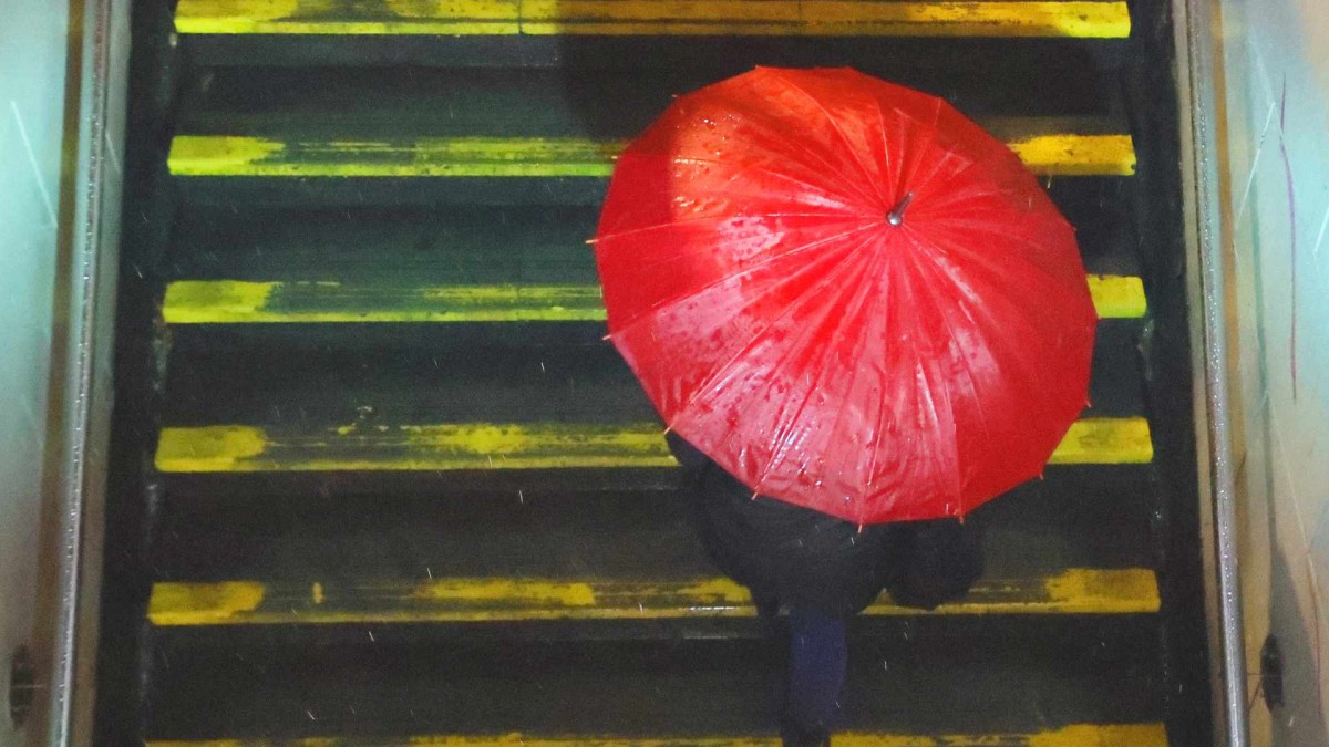 Tormentas eléctricas y lluvias se aproximan a la zona central: ¿Cómo impactarán a la Región Metropolitana?