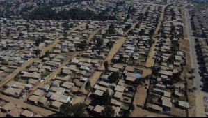 Corte acoge plan del Gobierno y da 'por iniciado' proceso de desalojo de la megatoma del cerro Centinela en San Antonio