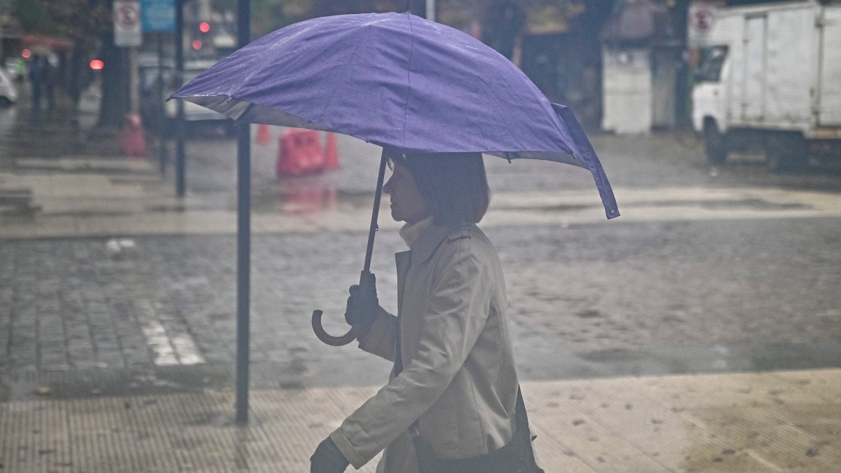 Lloviznas en el norte hasta chubascos en el sur: Revisa el pronóstico de lluvias para este martes 9 de diciembre