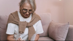 Beneficio por Años Cotizados: Este es el mínimo de meses cotizados que deben tener las mujeres