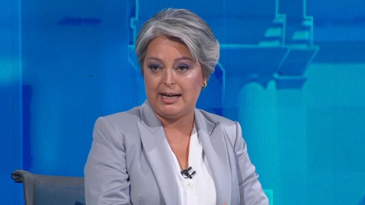 Jara anuncia que renunciará al PC si gana la elección: 'La Presidenta de Chile debe estar por sobre los partidos políticos'