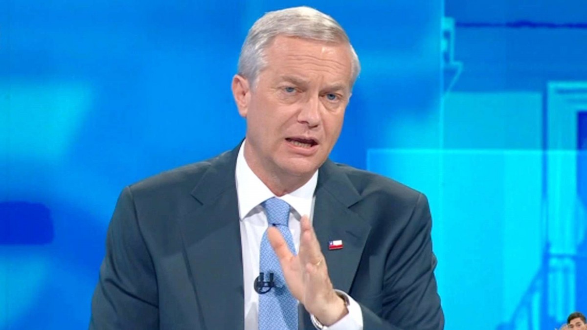 Kast por migrantes: 'Nosotros no vamos a regularizar a ninguno y les quedan 92 días para que dejen nuestro país'