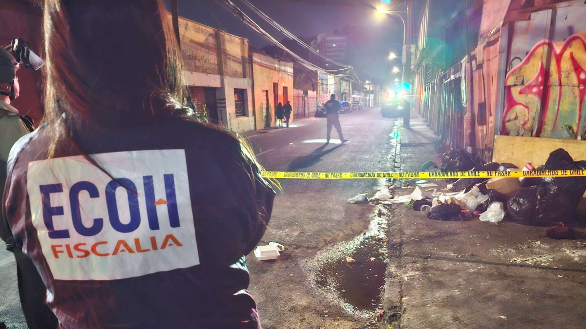 Balacera en Recoleta: Hombre muere y mujer resulta herida tras ataque en plena calle