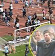 La visita de Lionel Messi a un estadio de Calcuta, en India, terminó este sábado con la salida anticipada del jugador y disturbios provocados por los espectadores que denunciaron una estafa por parte de la organización del evento.