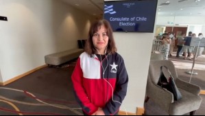 'Tenemos que tomar las riendas del futuro de Chile': Primera chilena en votar en todo el mundo emitió su sufragio en Nueva Zelanda