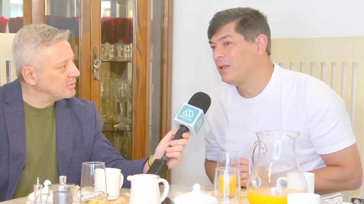 Franco Parisi desayuna con Juan Manuel Astorga antes de ir a votar: 'Los dos candidatos están muy al debe'