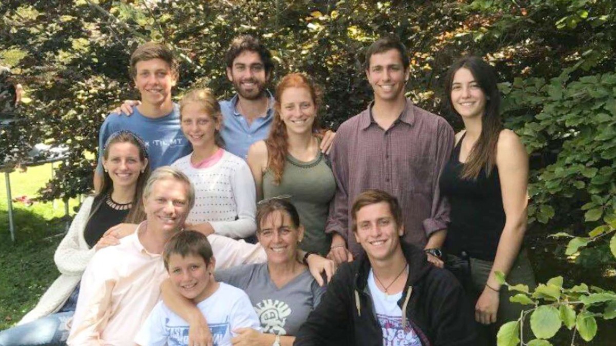 ¿Cuántos hijos son y a qué se dedica cada uno? Así es la numerosa familia de José Antonio Kast