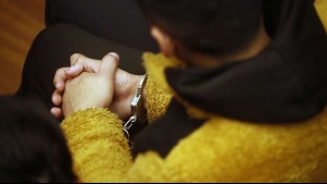 Hombre es condenado por femicidio frustrado en Iquique: Golpeó a víctima y la empujó a roqueríos