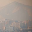 Un denso humo generado por los incendios forestales afecta este miércoles a la zona central de Chile, específicamente desde el sector de Los Andes hasta Rancagua.