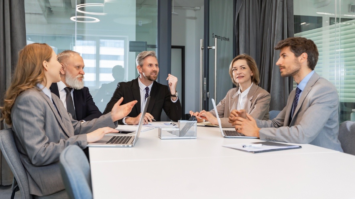 Administración Pública: La carrera con alta empleabilidad que gana terreno en Chile