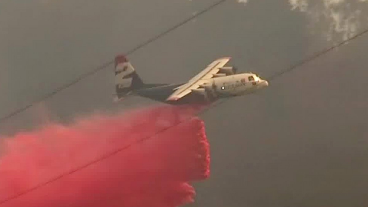 Los aviones de la Conaf para combatir los incendios forestales: ¿Con cuántos cuenta la institución?