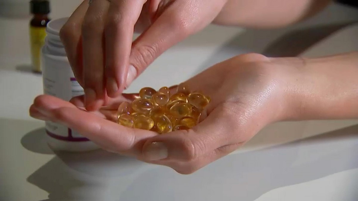Alerta por pastillas bronceadoras: ¿Qué riesgos puede traer su consumo?