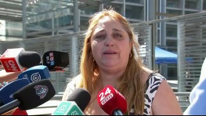 'Mi hijo no va a estar más... Yo quiero que paguen ': Madre de niño fallecido en el Monumental por formalización de carabineros