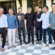 Los actores de Machos se reunieron para homenajear a Héctor Tito Noguera y compartieron fotos llenas de recuerdos. La imagen incluyó a un inesperado invitado que generó diversos comentarios.