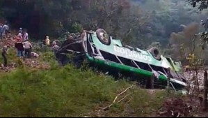Al menos ocho muertos y 19 heridos deja accidente de autobús en México