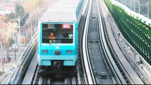 Metro de Santiago informa que repuso el servicio tras el cierre de cinco estaciones de la Línea 5