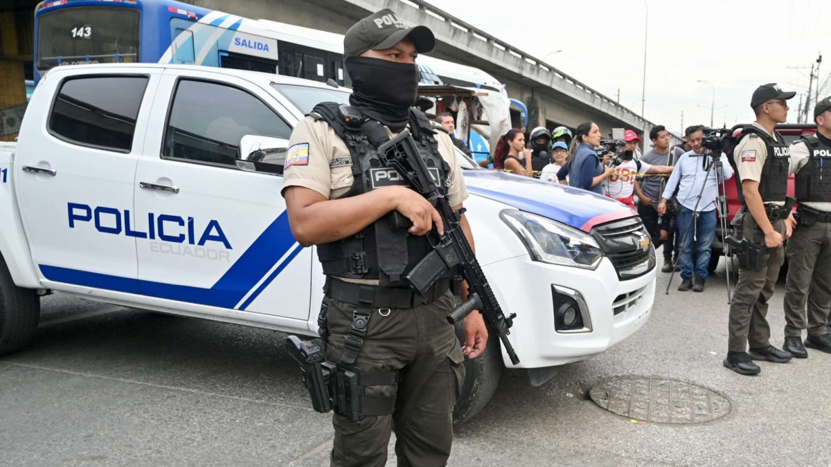 Tragedia en Ecuador: Cinco personas y una bebé murieron en ataque armado frente a playa turística