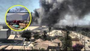 Incendio afecta a bodegas en San Bernardo y provoca gran columna de humo