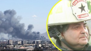 Bomberos por incendio en San Bernardo: 'Vamos a pasar el Año Nuevo trabajando para apagar el fuego'