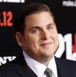 Jonah Hill reapareció con un impactante cambio físico y un look extravagante para su próxima película, Cut Off. Descubre cómo logró perder 30 kilos y qué se sabe del proyecto.