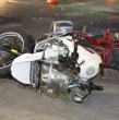 Conoce detalles sobre el choque que afectó en la madrugada de este viernes a un carabinero de civil en motocicleta. El funcionario policial fue impactado por un conductor que iba bajo los efectos del alcohol.