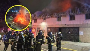 Voraz incendio en el centro de Concepción moviliza a más de 10 carros de Bomberos