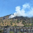 La tarde de este miércoles un incendio forestal se desató en una de las laderas del cerro San Cristóbal del Parque Metropolitano de Santiago. Bomberos ya trabaja en la emergencia. ¡Revisa los registros!