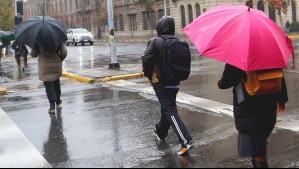 Tormentas eléctricas y precipitaciones: Declaran Alerta Temprana Preventiva para 10 comunas de la RM