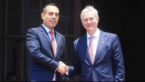 'Necesitamos enfrentarlo en conjunto': Kast se reúne con Presidente de Perú con foco en migración irregular y crimen organizado