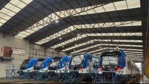 Con aire acondicionado y para más de 600 pasajeros: Así son los nuevos trenes que se suman al recorrido Limache - Puerto