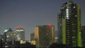 Cortes de luz se extenderán por hasta 7 horas este viernes en la RM: Revisa los sectores afectados