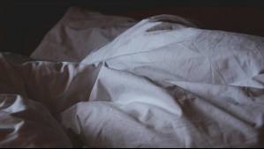 En verano aumenta la frecuencia: ¿Cada cuánto debemos cambiar las sábanas?