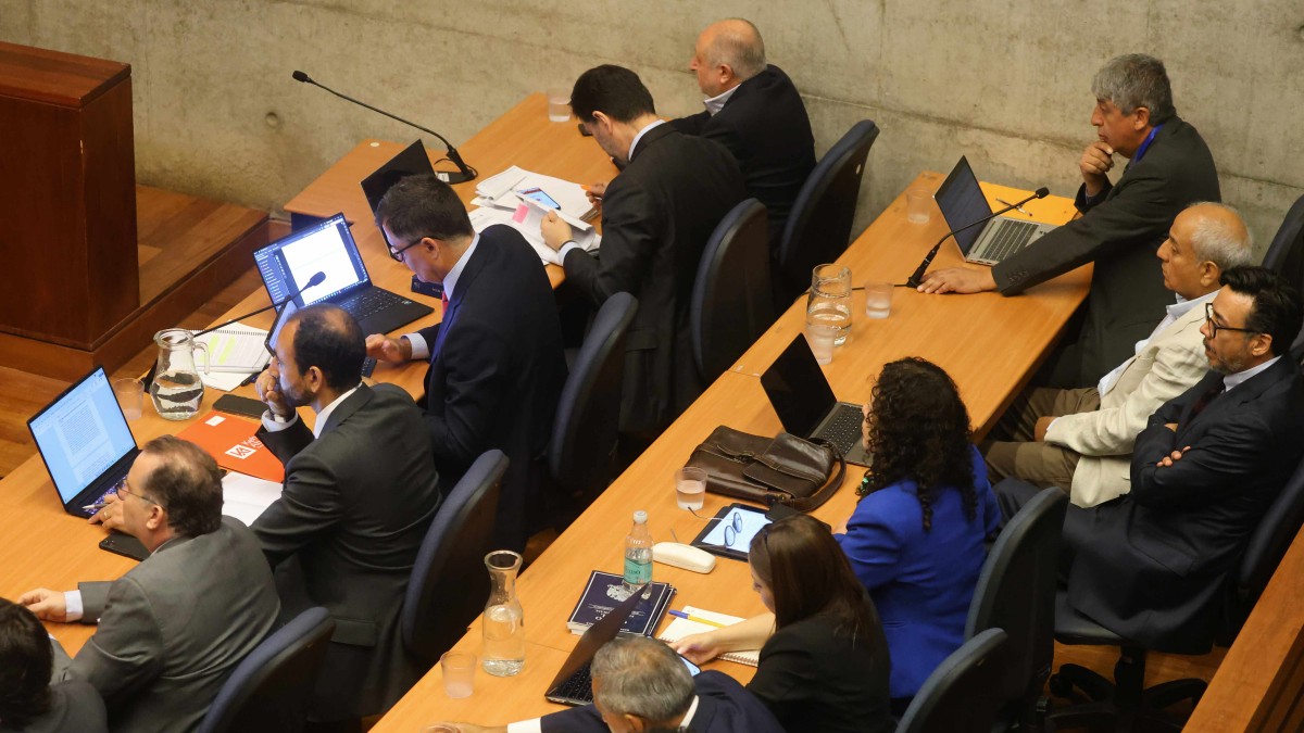 Caso 'Muñeca Bielorrusa': Arresto domiciliario para conservadores de bienes raíces y dueño de casa de cambio