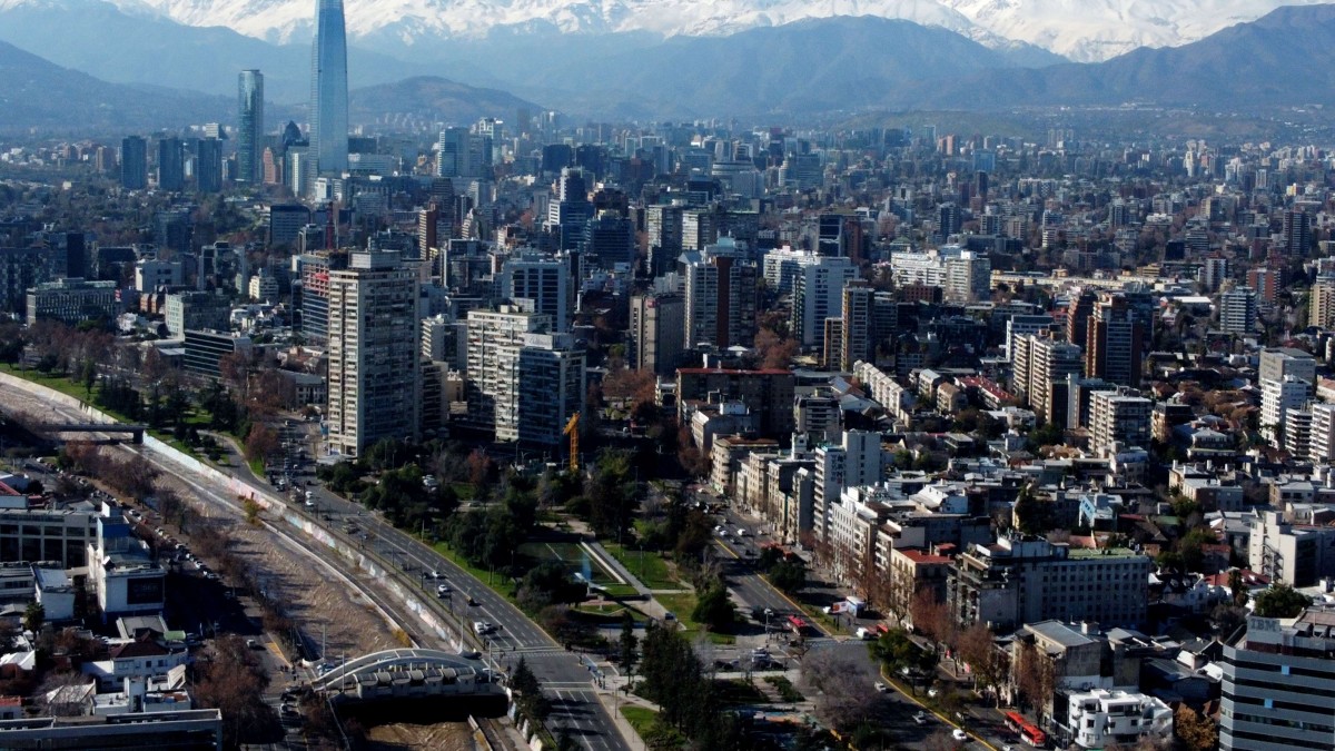 Cencosud reactivará proyecto de outlet en Maipú: Este es el lugar donde se ubicará