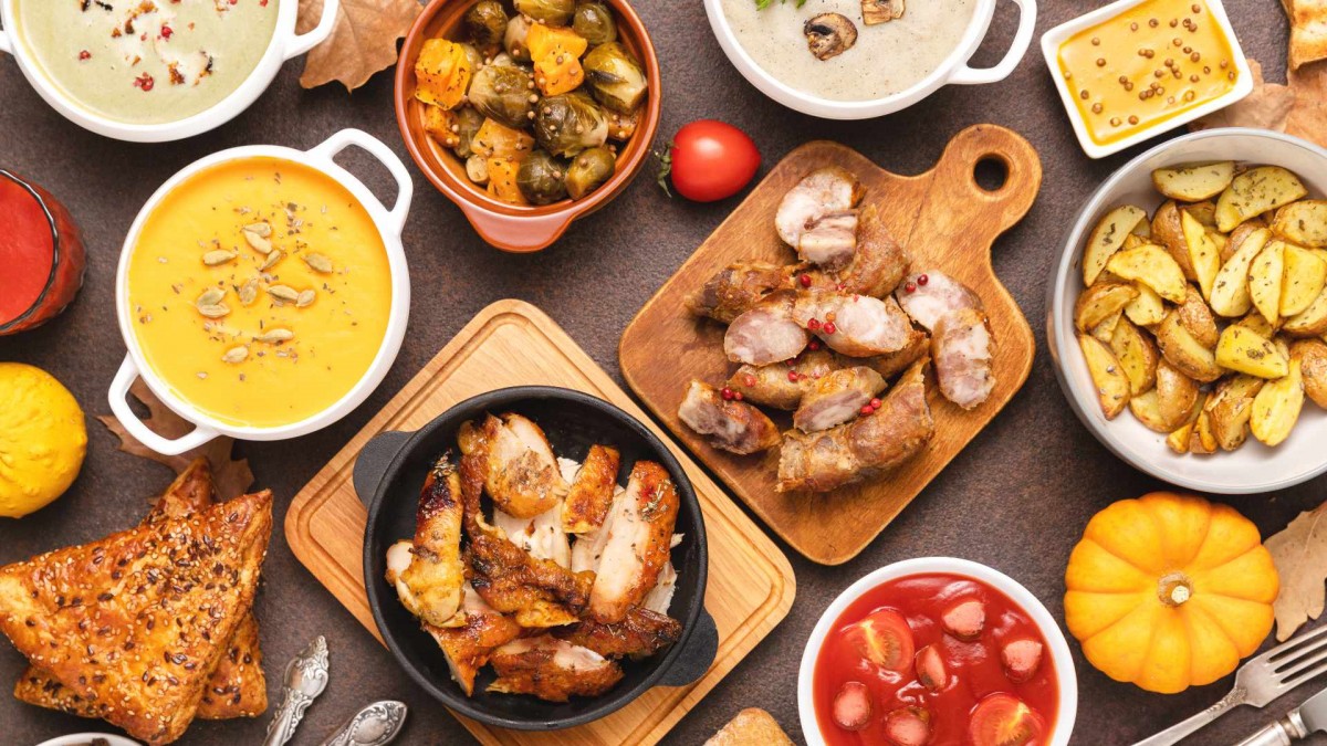 'Puede generar culpa o vergüenza al comer': Polémica por proyecto que obliga a restaurantes a informar calorías de sus platos