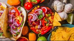 'Es por un problema de salud pública': Senadores explican proyecto que obliga a restaurantes a informar calorías de sus platos