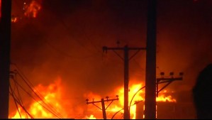 'Penco se está quemando y me lo están saqueando': Alcalde denuncia robo de equipos médicos en Hospital de Lirquén tras evacuación