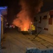 La madrugada de este domingo, un voraz incendio consumió una vivienda de material ligero en el cerro Placeres de la ciudad de Valparaíso. El hecho dejó el lamentable saldo de cuatro personas fallecidas. ¡Detalles!