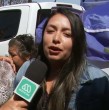 Durante su despacho desde Lirquén, Rodrigo Sepúlveda conversó con Daniela Baquedano, una joven que denunció la falsa donación de una casa prefabricada tras haber perdido el hogar familiar y a su suegro en el incendio forestal en la localidad.