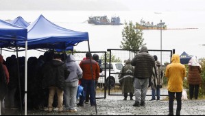 'Los sobrevivientes están en estado de shock': Continúan labores de búsqueda por naufragio en Cochamó