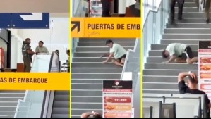 Se tiró por una escalera: Video muestra a hombre en estado de ebriedad protagonizando escándalo en aeropuerto de Antofagasta