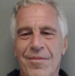 Los documentos revelaron que el delincuente sexual Jeffrey Epstein le ofreció al expríncipe británico Andrés presentarle a una joven rusa de 26 años. Eso sí, no hay registros de que el encuentro se haya producido.