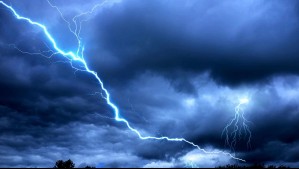 Incluye a la RM: Las 7 regiones de la zona central que tienen aviso de probables tormentas eléctricas