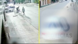 Video capta a conductor atropellando a ciclista y luego dándose a la fuga en el centro de Santiago