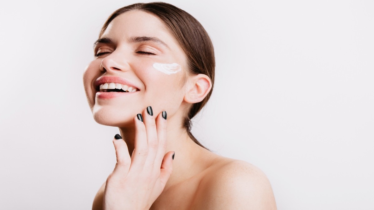 Enfocado en el cuidado facial: Cruz Verde, Eucerin y Mega realizarán Live Shopping con concursos y descuentos exclusivos