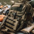 Las Fábricas y Maestranzas del Ejército anunciaron que venderán mochilas y bolsos militares inspirados en modelos que utilizan miembros del Ejército, como el bolso táctico, el bolso soldado y el bolso commander.
