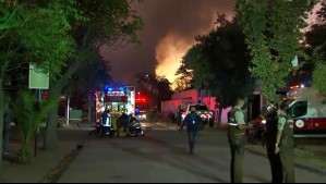 Incendio afecta a laboratorio de químicos de la Facultad de Veterinaria de la Universidad de Chile en La Pintana