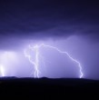 La Dirección Meteorológica de Chile (DMC) actualizó este domingo sus pronósticos por tormentas eléctricas para zonas de tres regiones del país, sectores en donde el fenómeno ahora estará presente toda la semana. ¡Detalles!